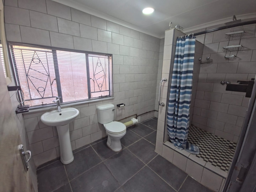 5 Bedroom Property for Sale in Westdene Free State